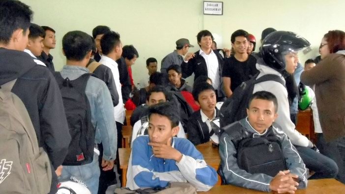 UN Paket C setara SMA Bandung